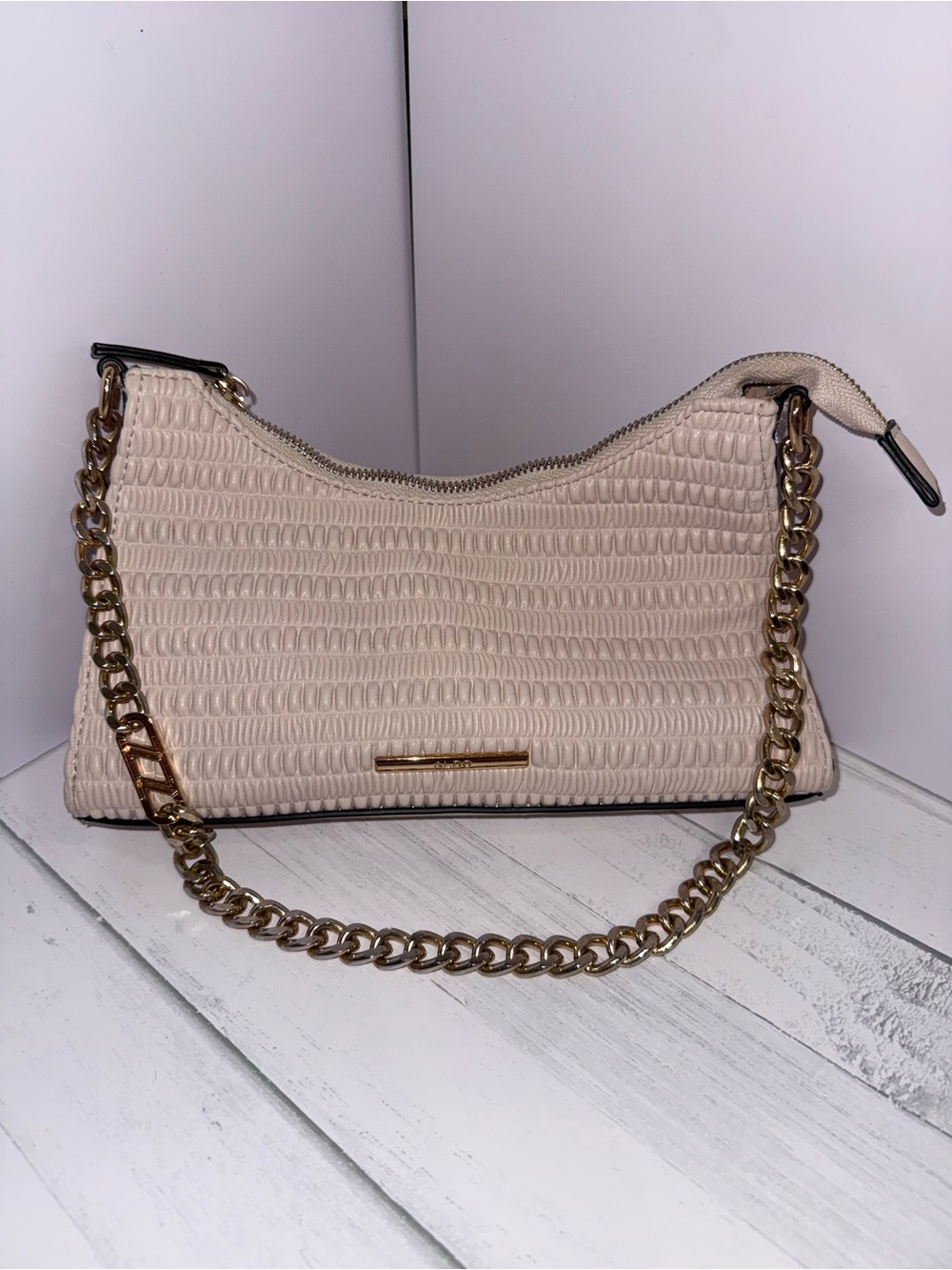 Aldo Cream Textured Shoulder Bag with Gold Chain